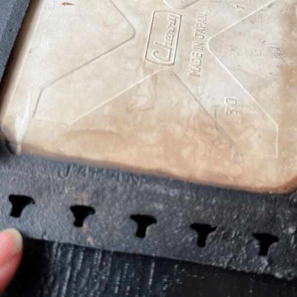 Vintage Cherry Japan Cast Iron Trivet with Enamel Folk Art Tile - Picture 5 of 8